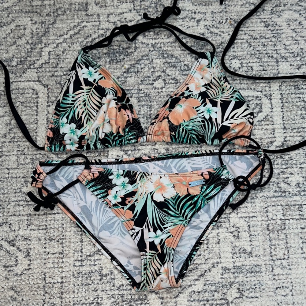 Lascana Tropical Floral Bikini Set